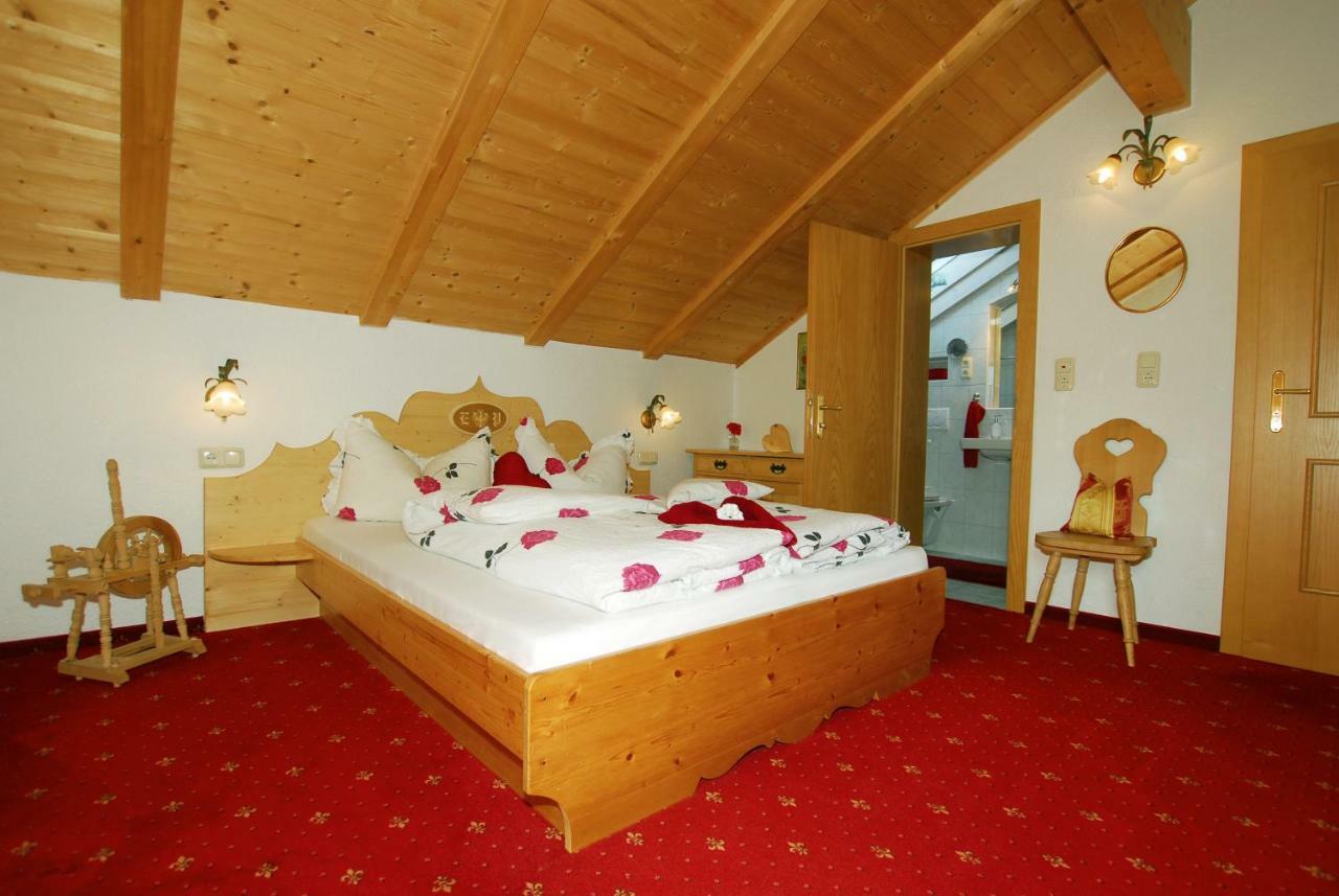 Haus Tasser Mayrhofen Ngoại thất bức ảnh